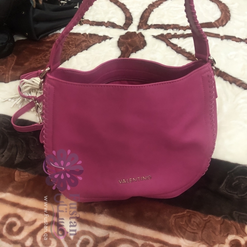 شنطة فالنتينو