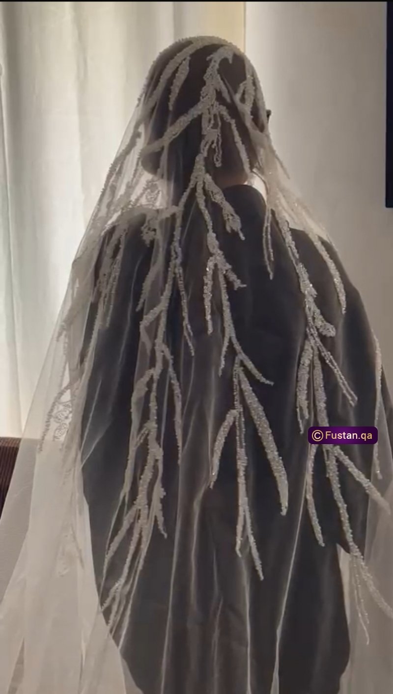 فستان زفاف لبسه واحده