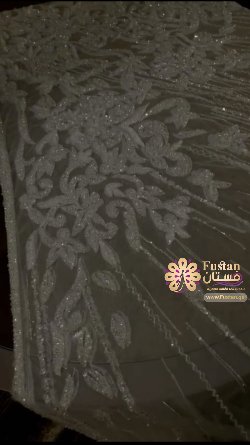 فستان للبيع